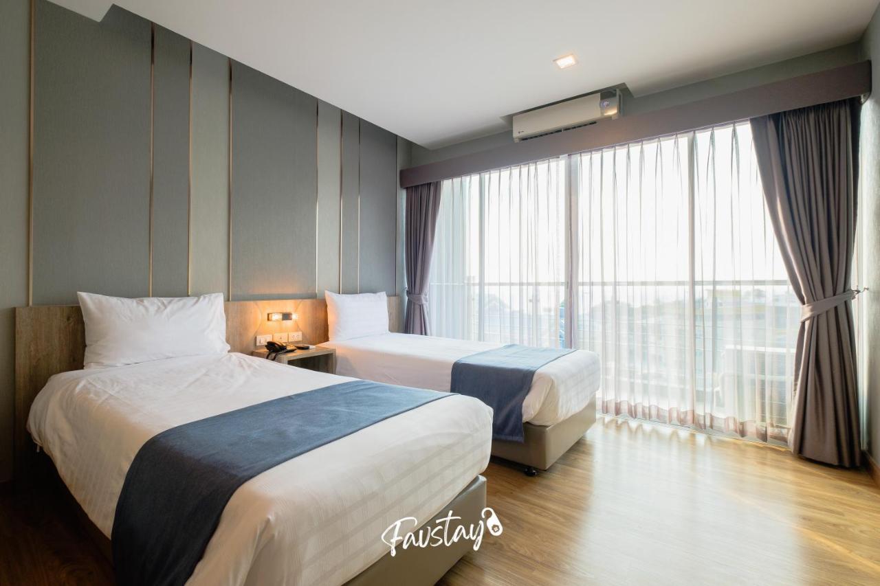 So Boutique Jomtien Beach Pattaya Buitenkant foto